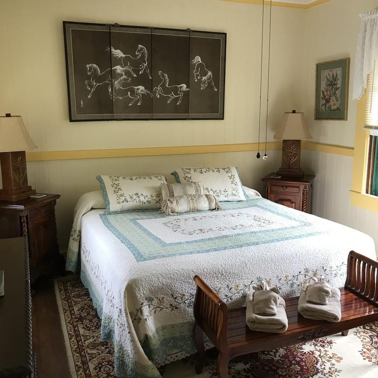 Maureen'S Bed And Breakfast ฮิโล ภายนอก รูปภาพ