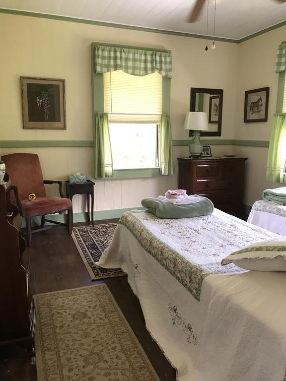 Maureen'S Bed And Breakfast ฮิโล ภายนอก รูปภาพ