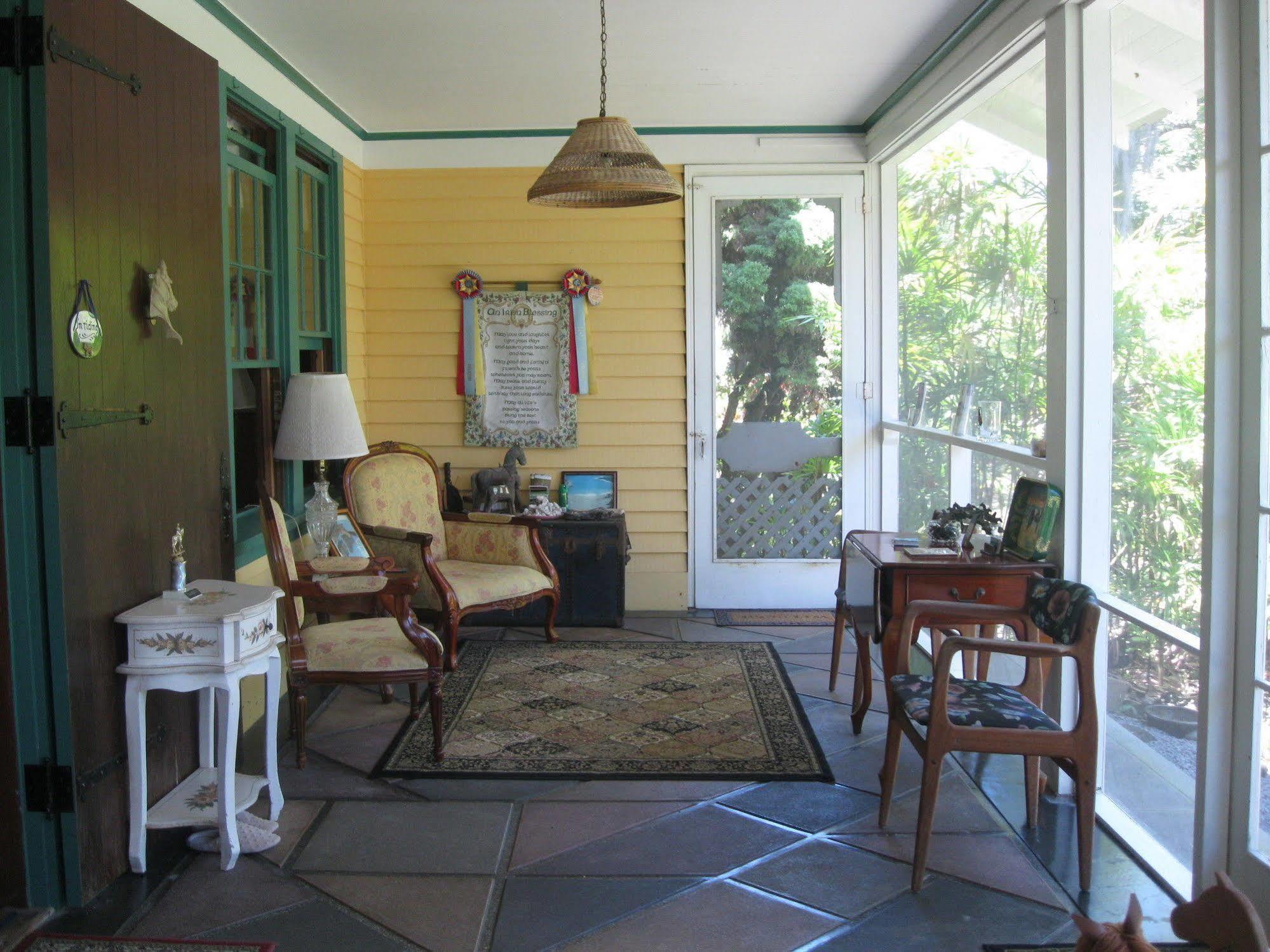 Maureen'S Bed And Breakfast ฮิโล ภายนอก รูปภาพ