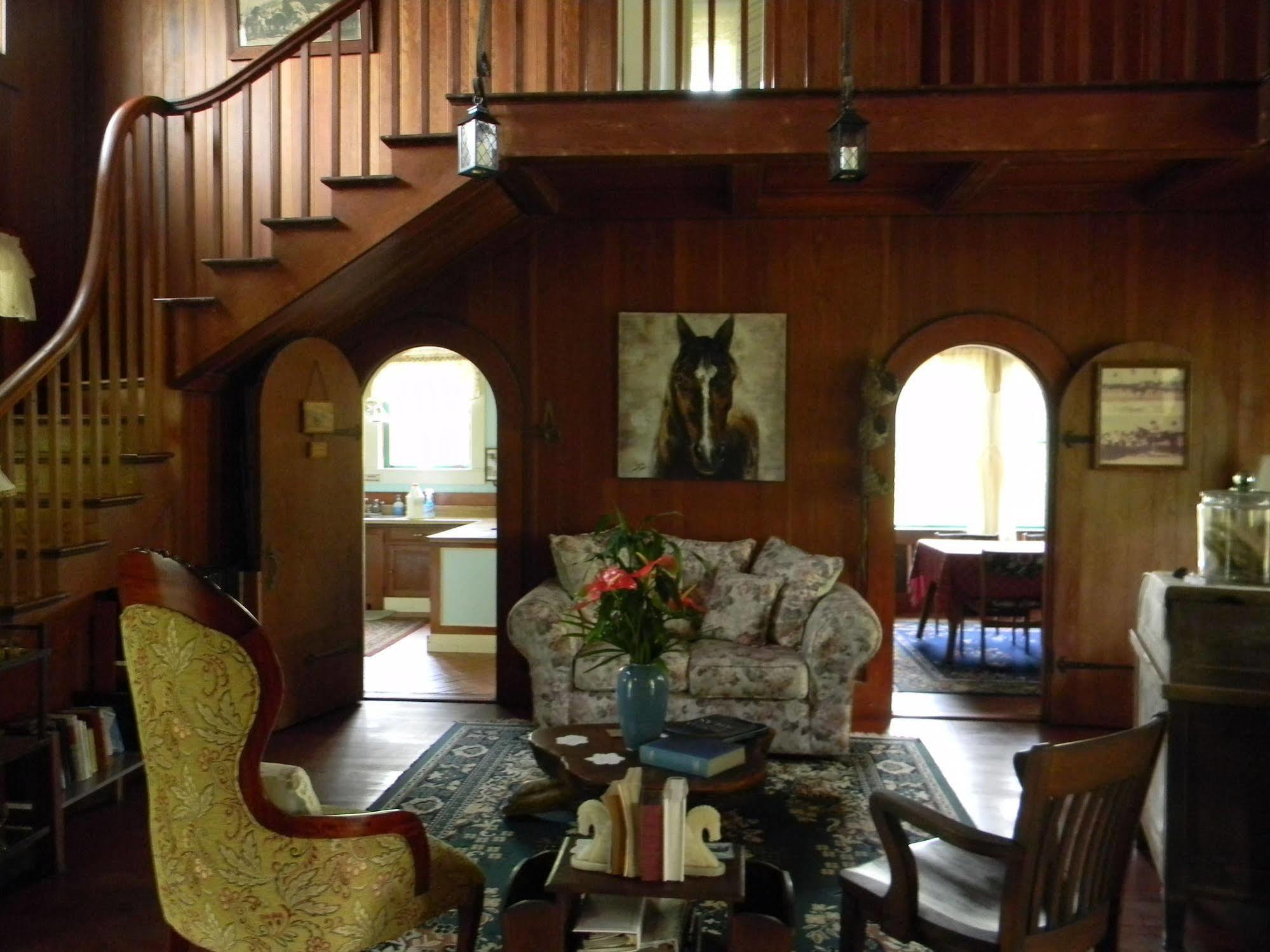 Maureen'S Bed And Breakfast ฮิโล ภายนอก รูปภาพ